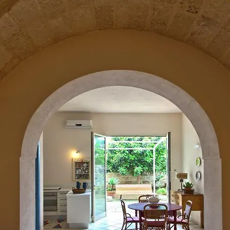 Casa Dell'arancio גאליאנו דל קאפו